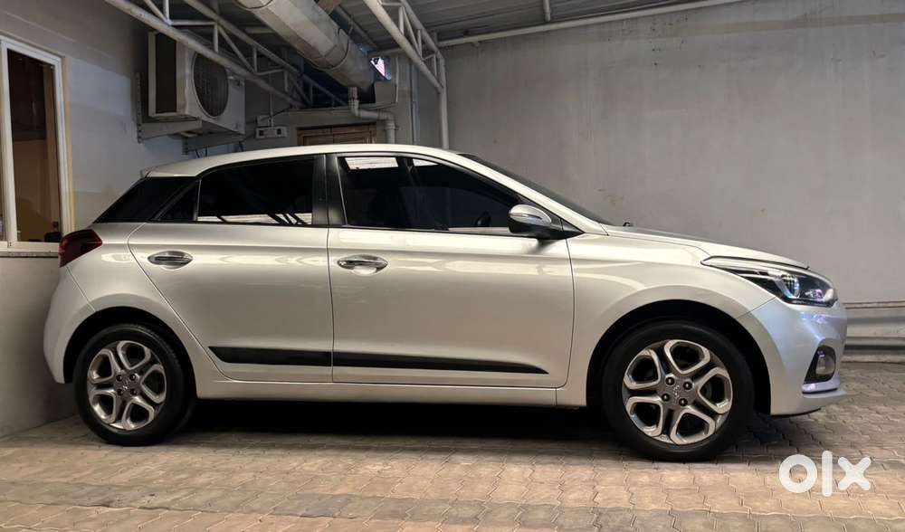 Hyundai I20 Petrol Asta Option, 2020, Petrol