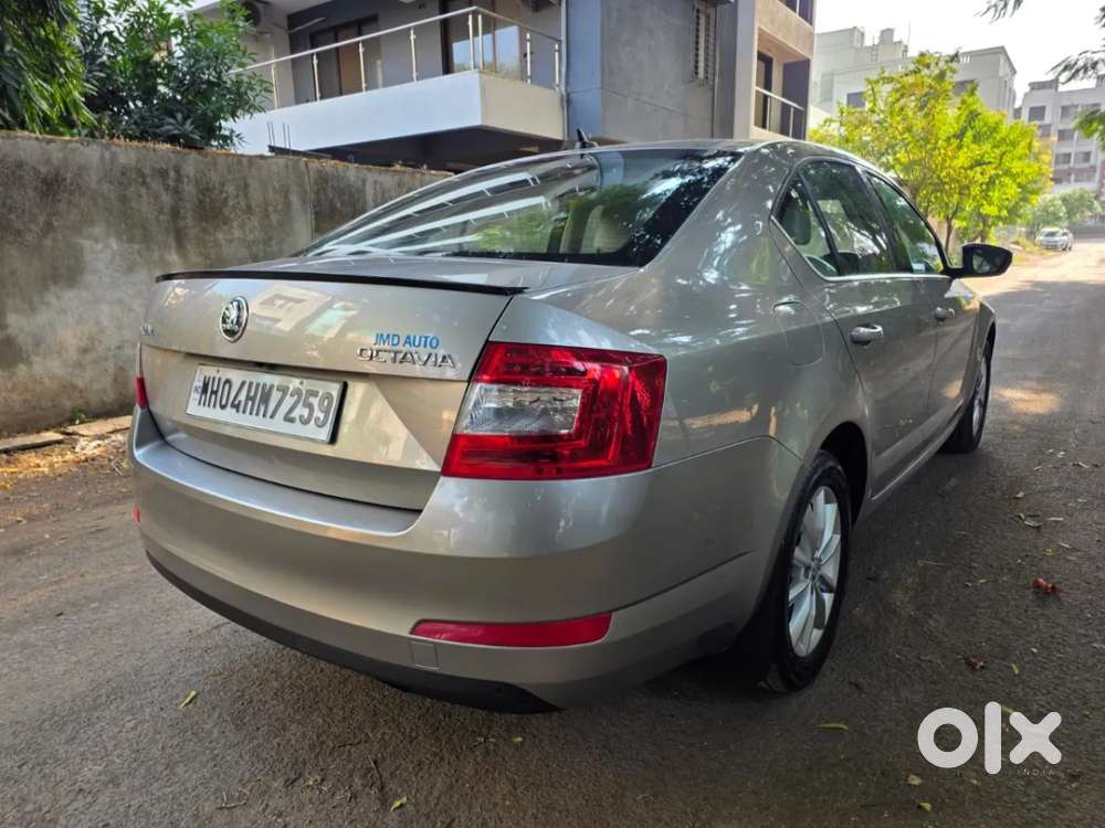 Skoda Octavia 1.8 Tsi Style Plus At, 2016, Petrol