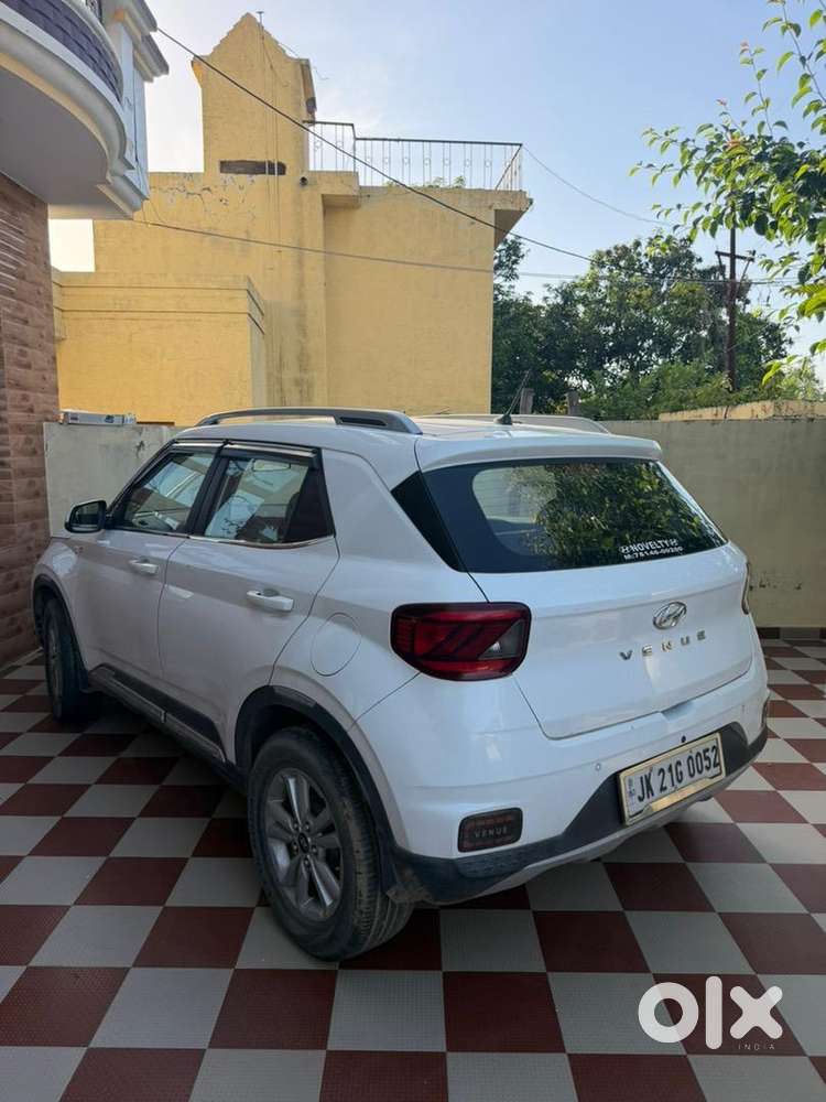Hyundai Venue 2021 Petrol Good Condition