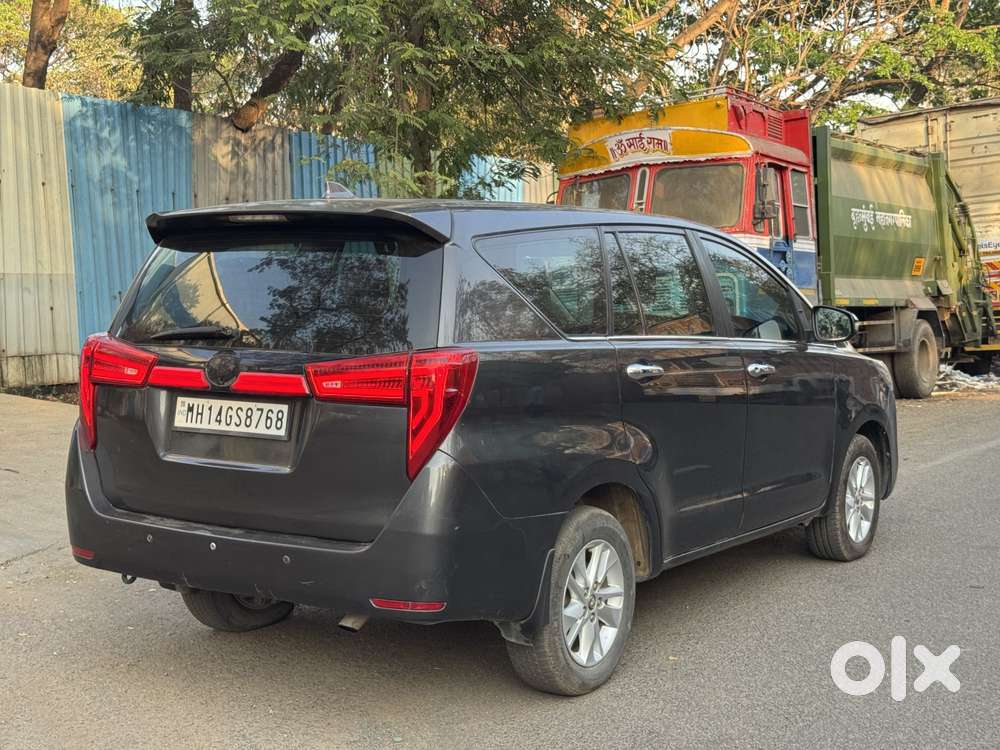 Toyota Innova Crysta 2.4 G Mt 7 Str, 2018, Diesel