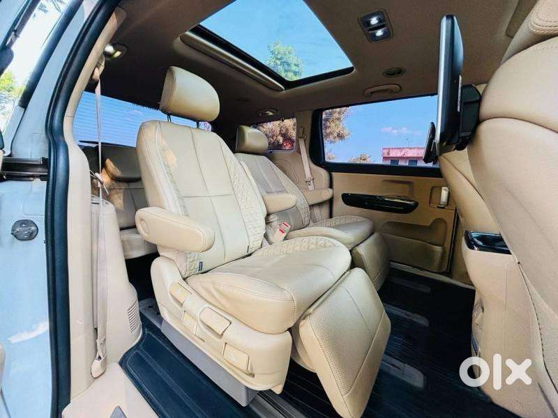 Kia Carnival Limousine Plus 7 STR, 2023, Diesel