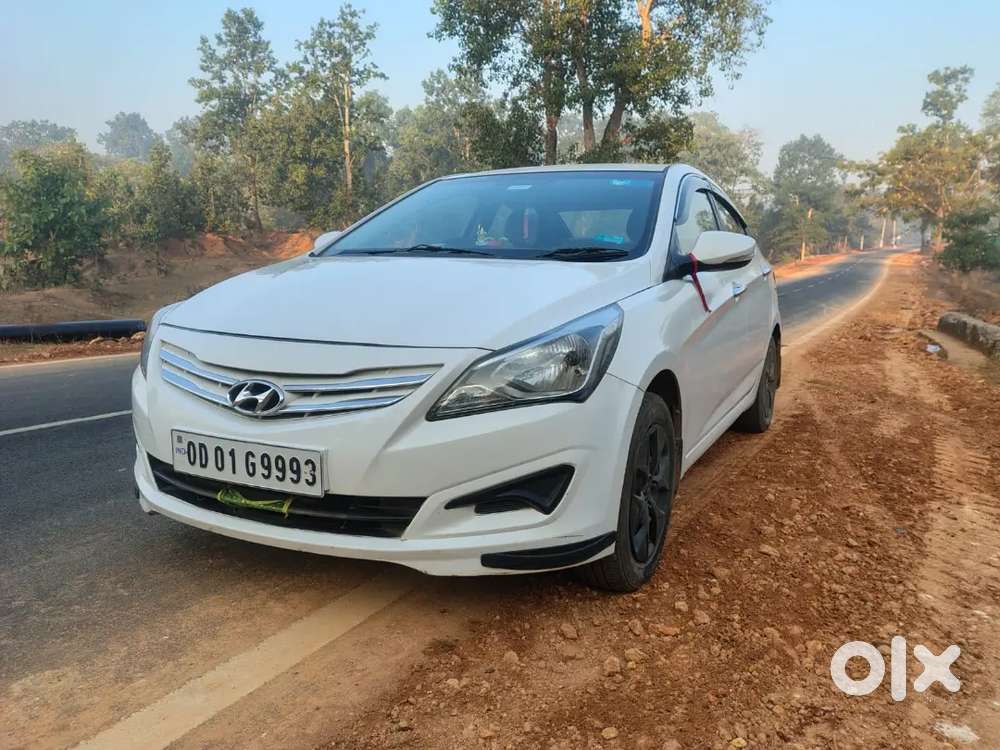 Hyundai Verna 2015