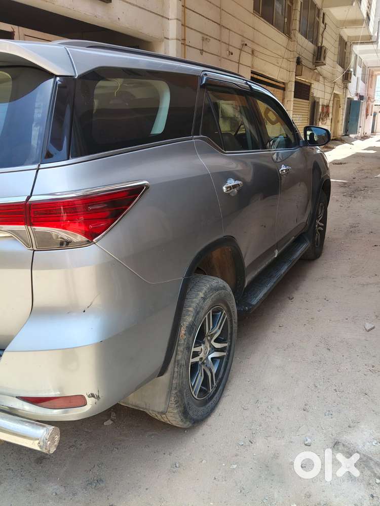 Toyota Fortuner 4x2 At 2.8 Diesel, 2017