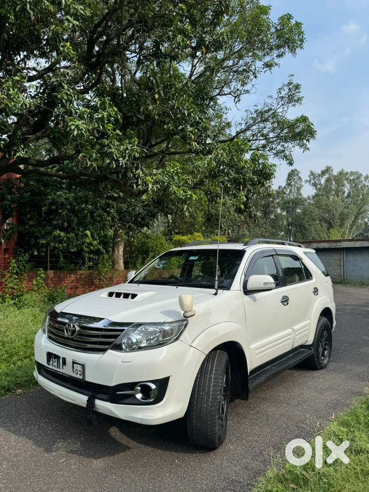Toyota Fortuner Diesel 2012
