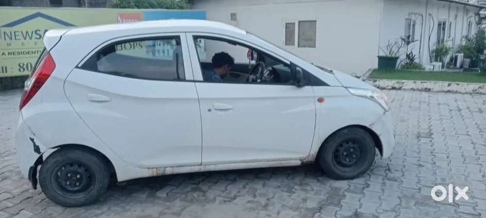 Hyundai Eon 2014 Year