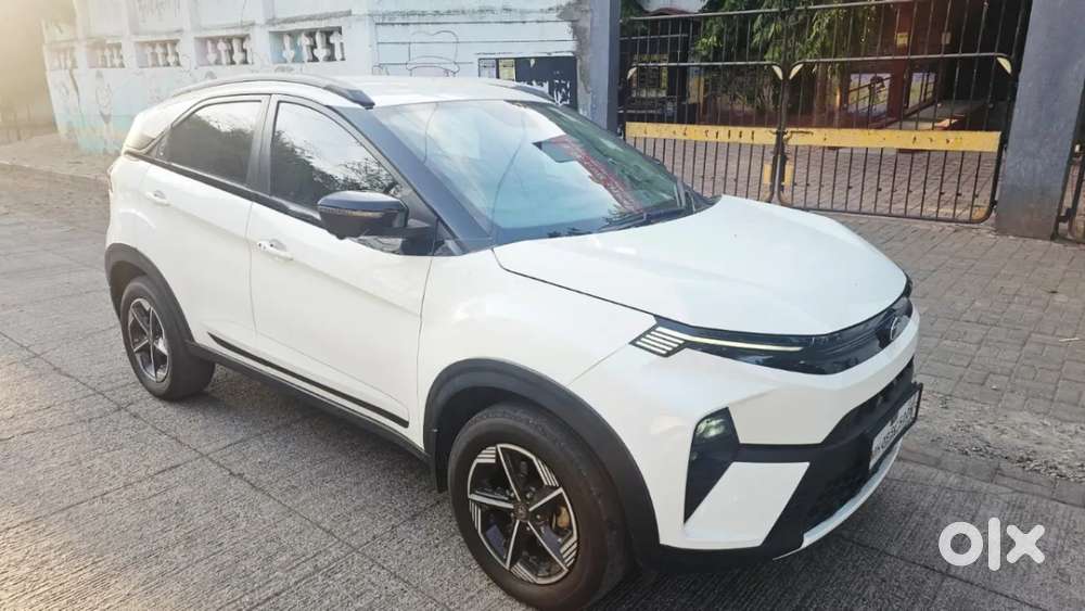 Tata Nexon Creative 1.2 Revotron Petrol 6 Amt Dt, 2023, Petrol