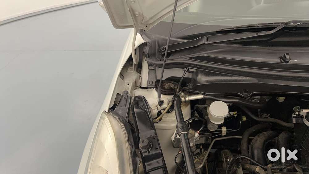 Maruti Suzuki Swift Vvt Vxi, 2016, Petrol