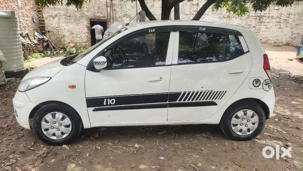 Aage Ke Dono Tyre New  Aur Prpar Work Bhi Pura Kra Denge Condition Okk