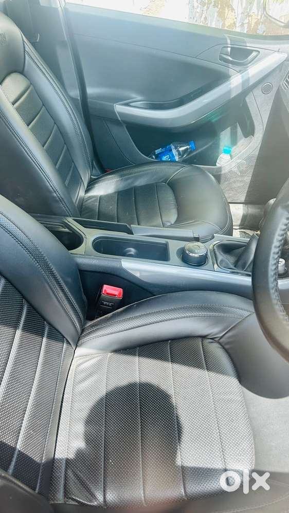 Tata Nexon Petrol 2022-one Handed Car