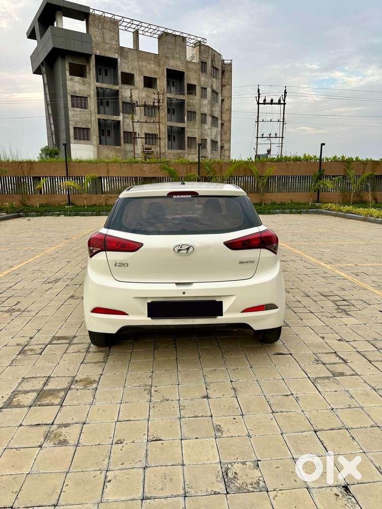 Hyundai I20 Petrol Spotz, 2017, Petrol