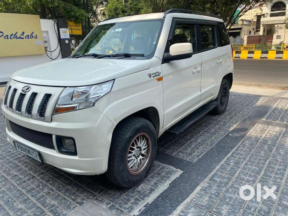 Mahindra Tuv 300 2016 Diesel 90000 Km Driven