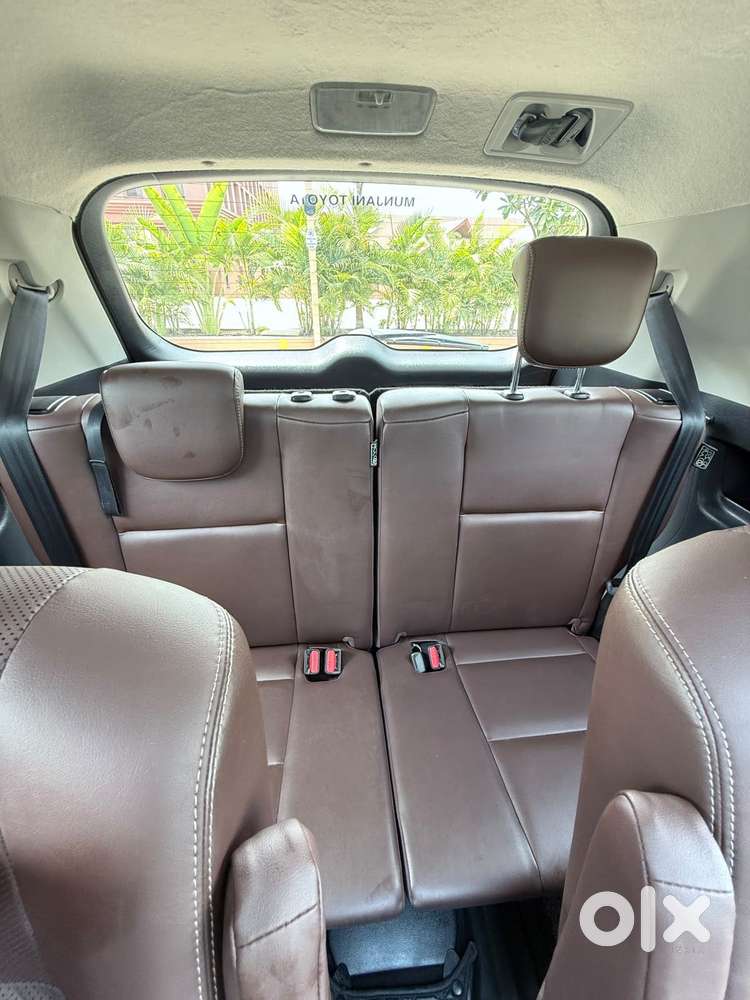 Toyota Innova Hycross 2.0 Zx Hybrid 7 Str, 2023, Petrol