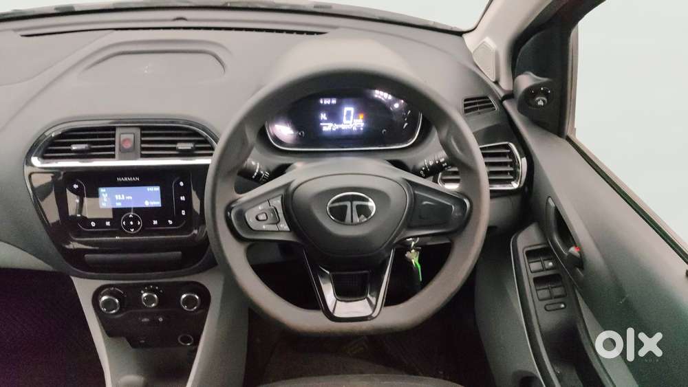 Tata Tiago 1.2 Revotron Xta, 2024, Petrol