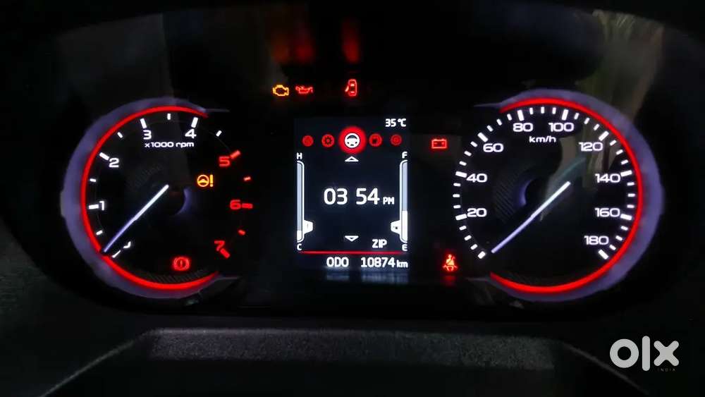Mahindra Thar Roxx 2025 Diesel With Sunroof, 10874 Km Driven