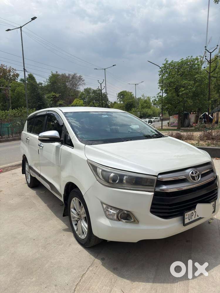 Toyota Innova Crysta 2.8 Z, 2016, Diesel