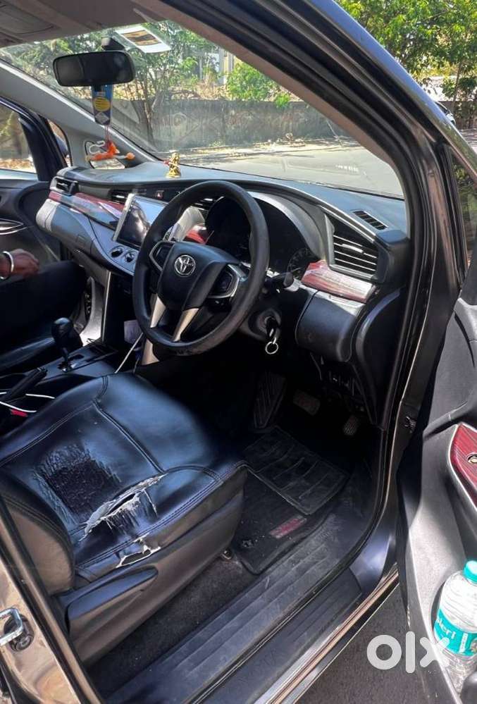Toyota Innova Crysta 2.8 Gx At, 2017, Diesel
