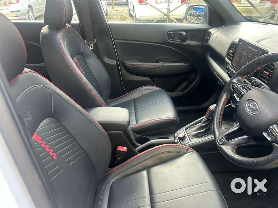 Hyundai Venue N Line 1.0 N8 Turbo Dct Dual Tone, 2023, Petrol