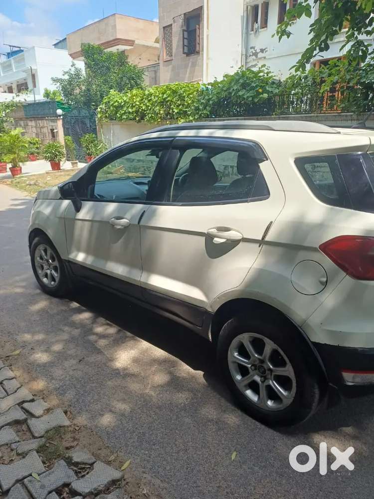 Titanium Diesel 2019 Push Start 6 Air Bags Sun Roof Fully Insured New