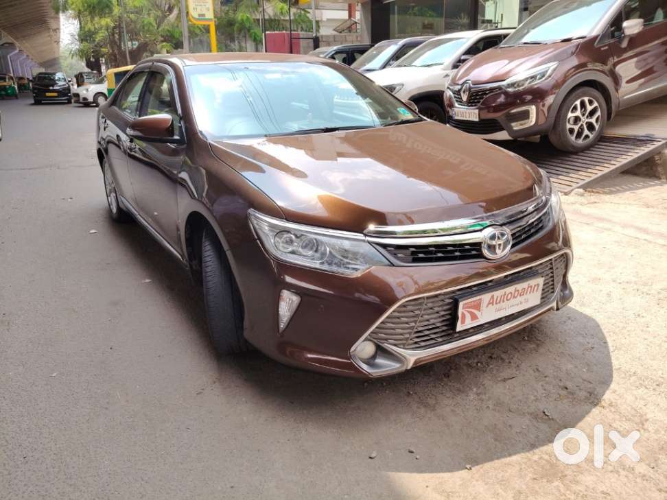 Toyota Camry Hybrid, 2016, Cng & Hybrids