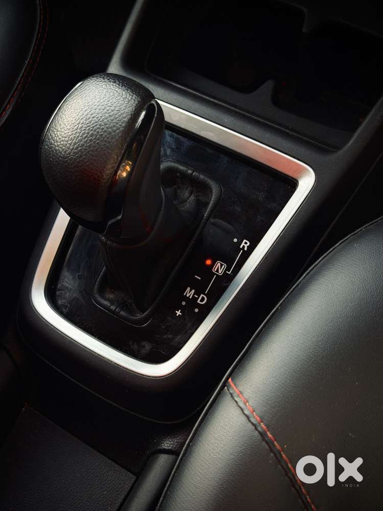 Maruti Suzuki Swift 1.2 Vxi (o), 2025, Petrol