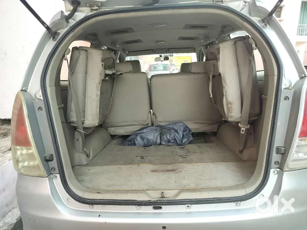 Toyota Innova 2.0 2010 Model