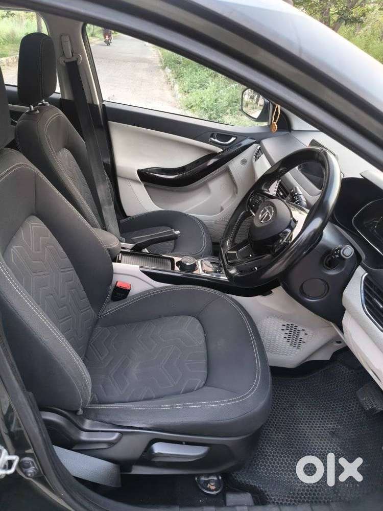 Tata Nexon 1.5 Revotorq Xza Plus Dualtone, 2022, Diesel