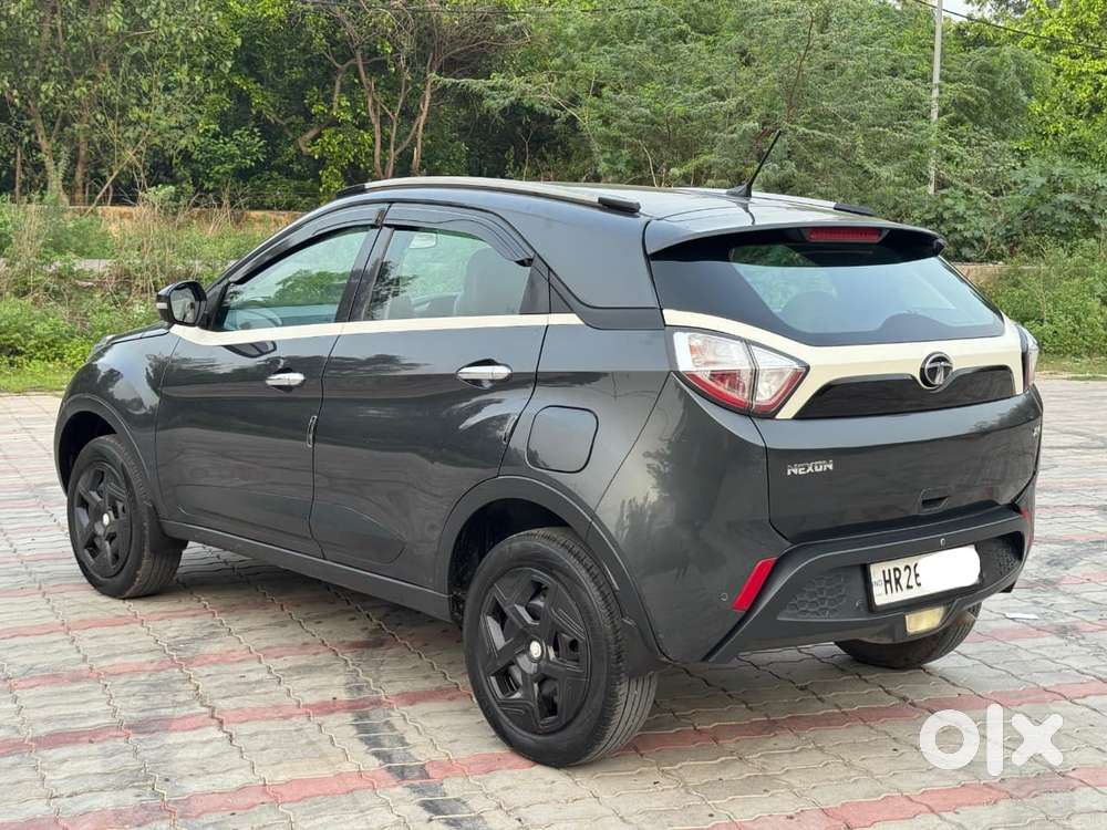 Tata Nexon 1.2 Revotron Xm (s), 2018, Diesel