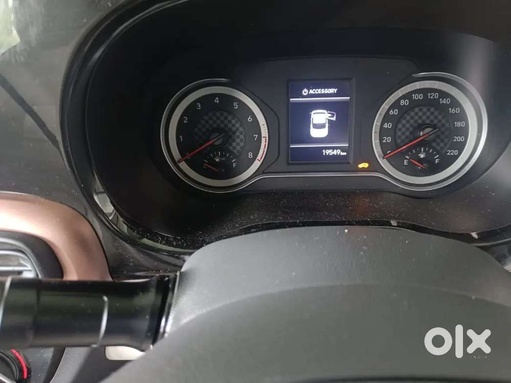 Hyundai Aura Sx Cng 2025
