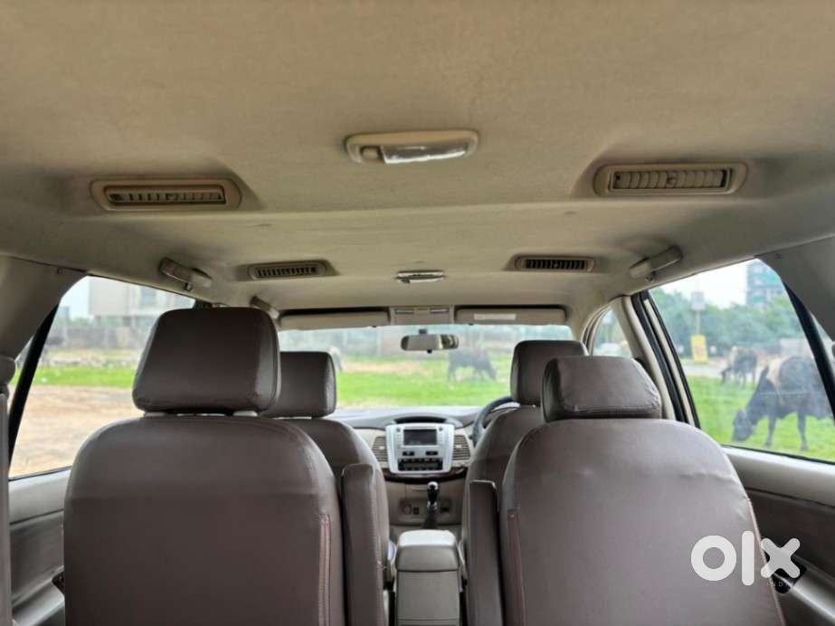 Toyota Innova 2.5 V 7 Str, 2012, Diesel
