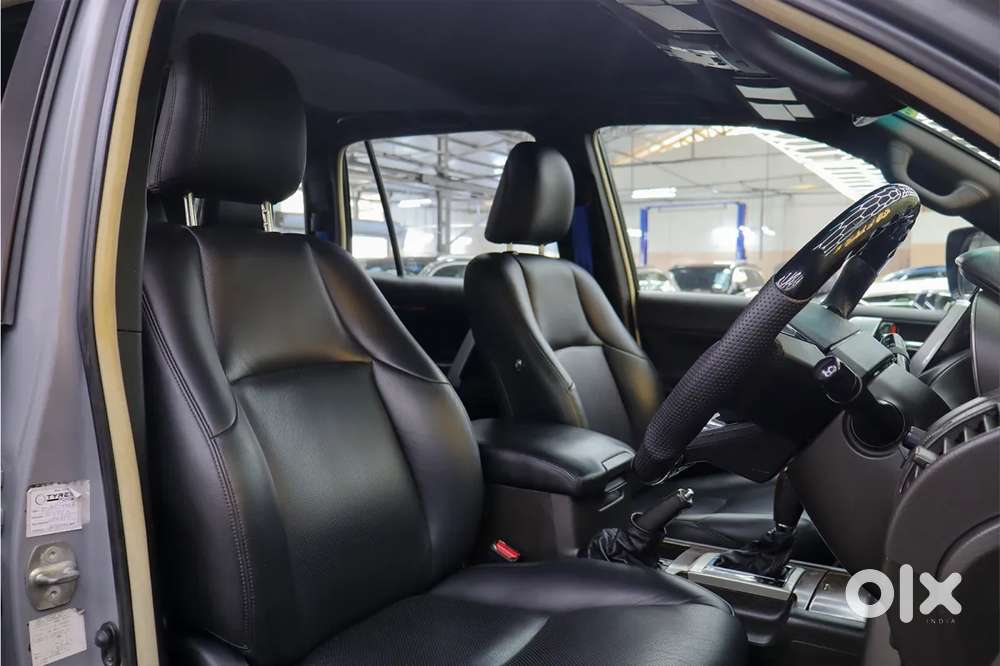 Toyota Land Cruiser Prado Vx L, 2011, Diesel