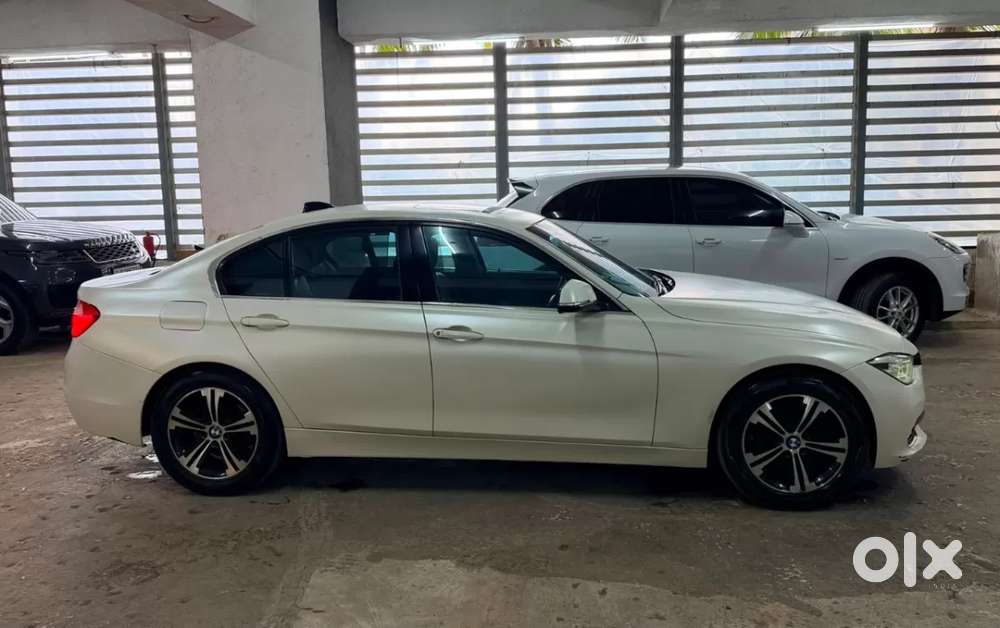 Bmw 3 Series 2.0 320i Luxury Line, 2017, Petrol