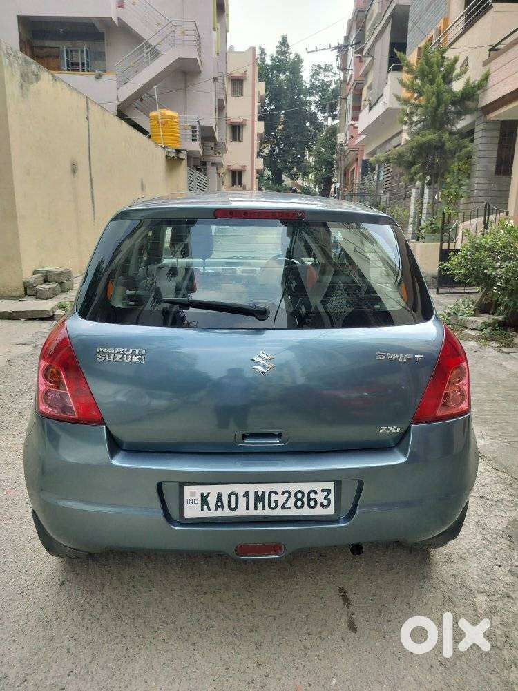 Maruti Suzuki Swift Zxi, 2010