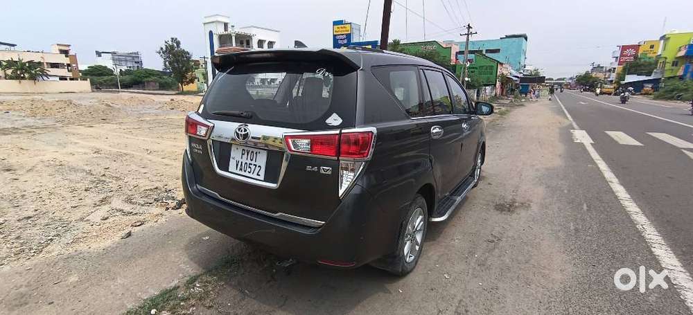 Toyota Innova Crysta 2.4 Vx Mt 8s, 2016, Diesel