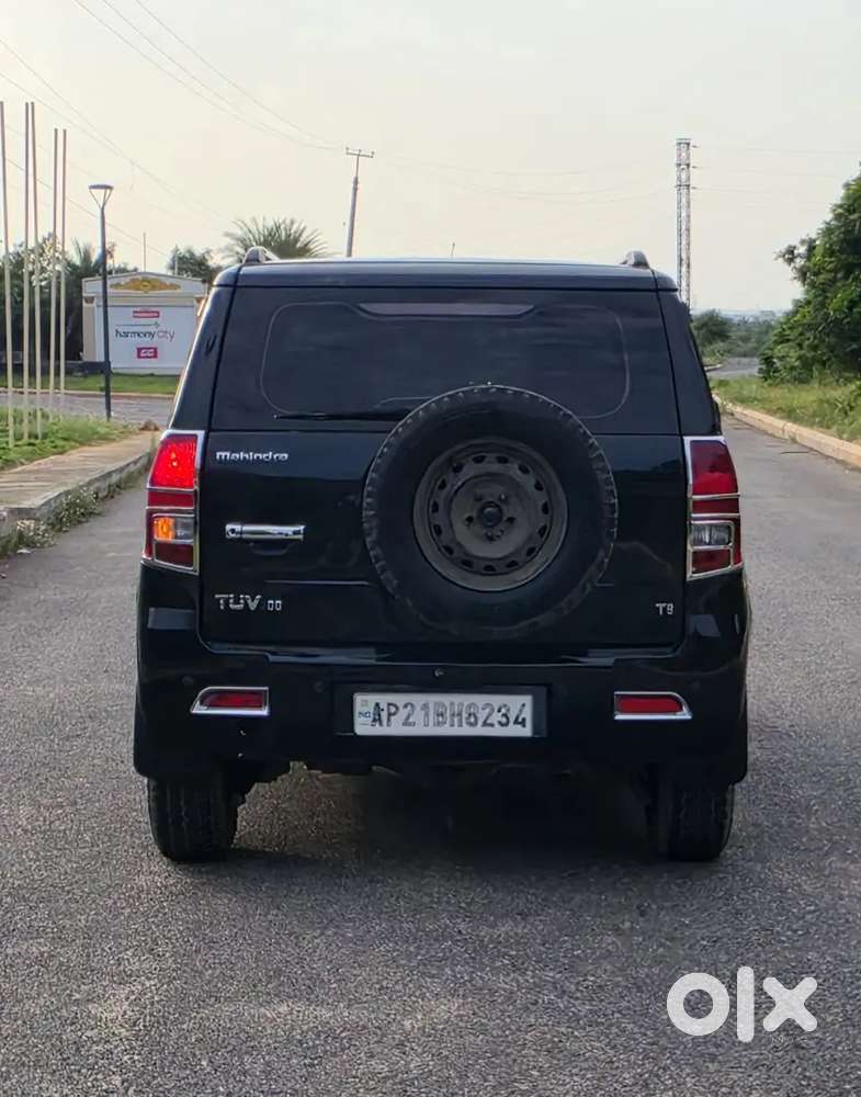 Mahindra Tuv 300 2016 Diesel 146000 Km Driven