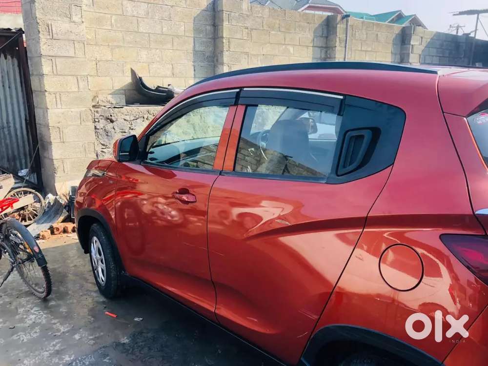 Mahindra Kuv 100 For Immediate Sale
