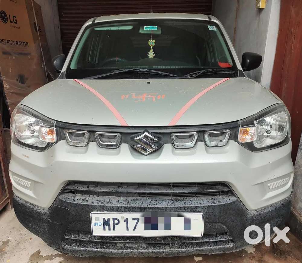 Maruti Suzuki S-presso 1.0 Vxi 2025
