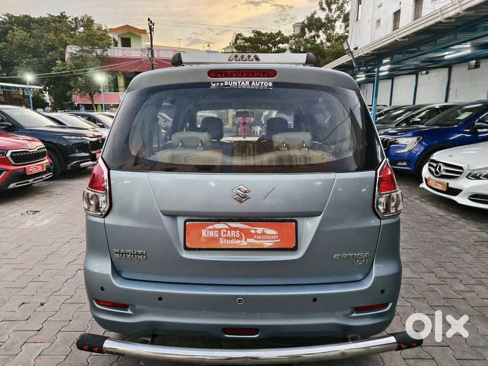 Maruti Suzuki Ertiga Vxi At Petrol, 2014, Petrol