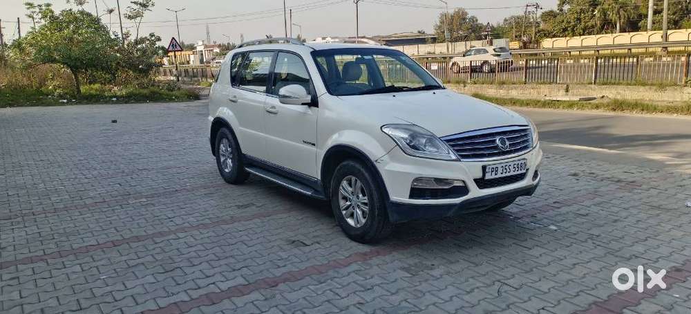 Mahindra Rexton, 2013, Diesel