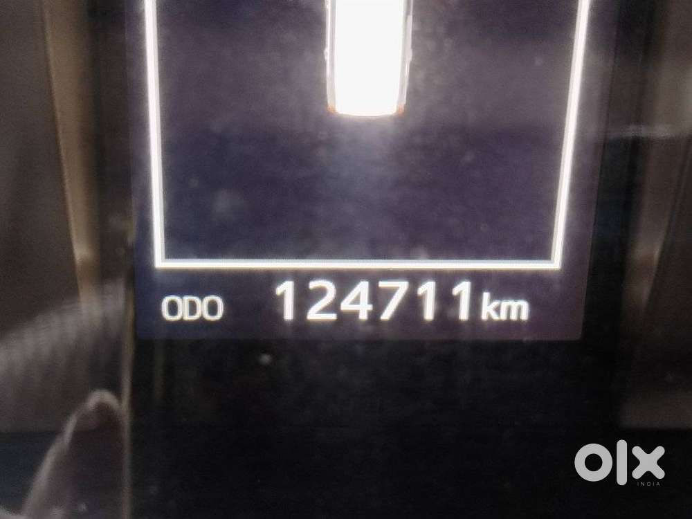 Toyota Innova Crysta 2.8z Automatic, 2016, Diesel