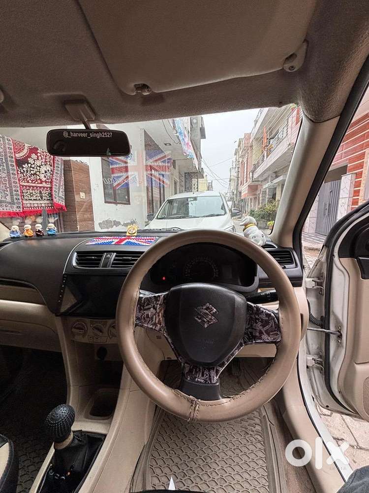Maruti Suzuki Dzire 2016 Petrol 72000 Km Driven