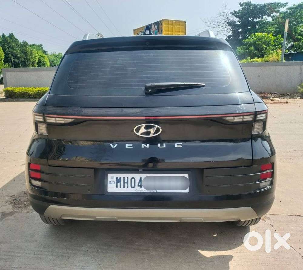 Hyundai Venue Sx (o) Mt 1.5 Diesel, 2024, Diesel
