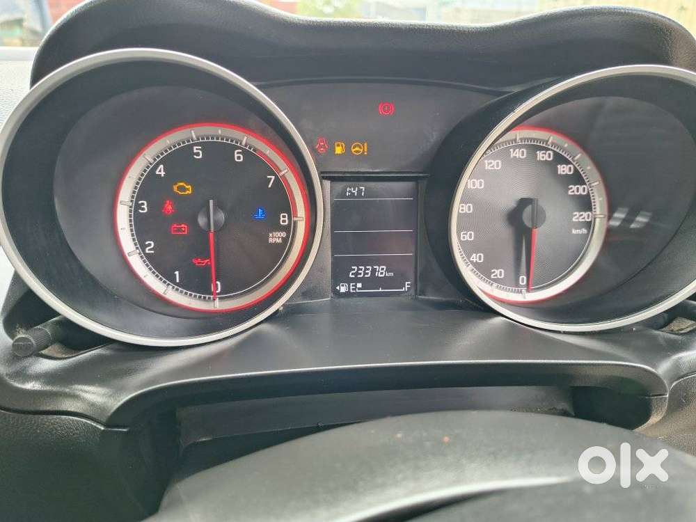 Maruti Suzuki Swift Vxi Optional, 2023, Petrol