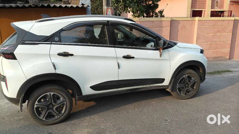 Tata Nexon 2024 Petrol Well Maintained