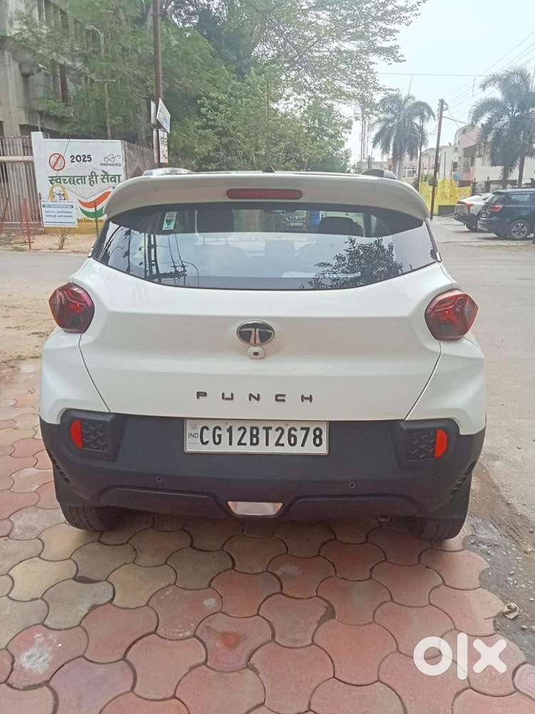 Tata Punch 2025 Petrol Well Maintained