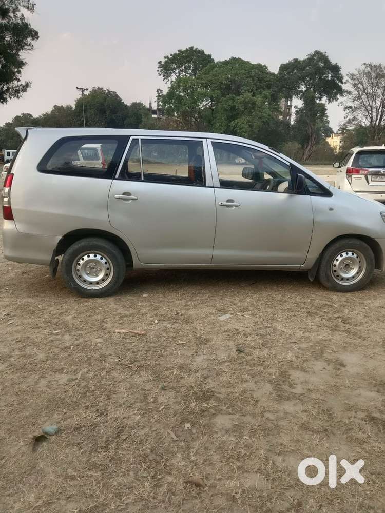 Toyota Innova 2016 Diesel Car