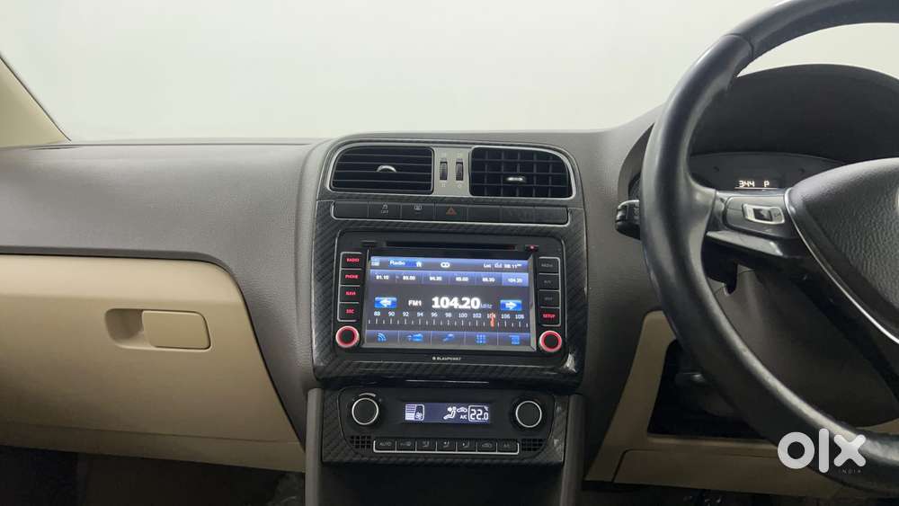 Volkswagen Vento 2010-2013 Petrol Highline, 2016, Petrol