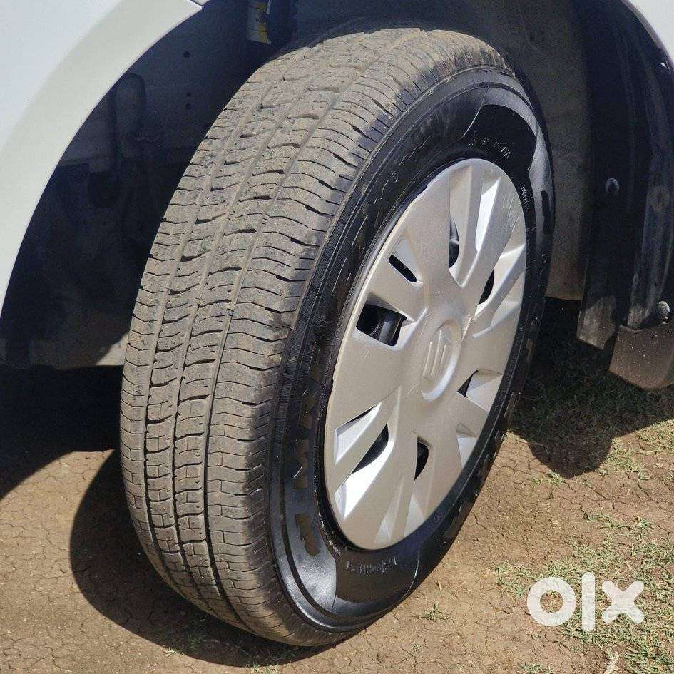 Maruti Suzuki Swift Vxi Optional, 2013, Petrol