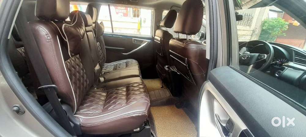 Toyota Innova Crysta 2.4 V 8 Str, 2023, Diesel