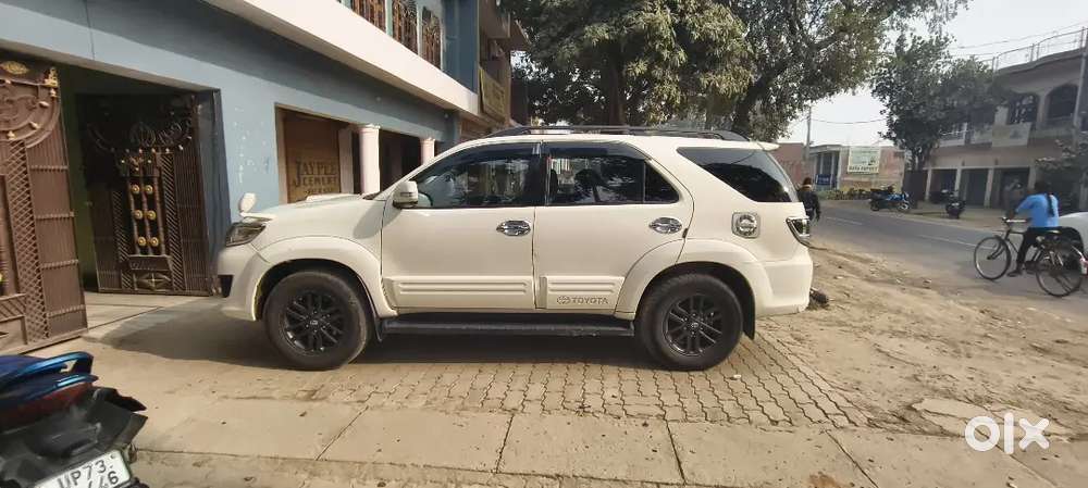 Toyota Fortuner 2016 Diesel Well Maintained