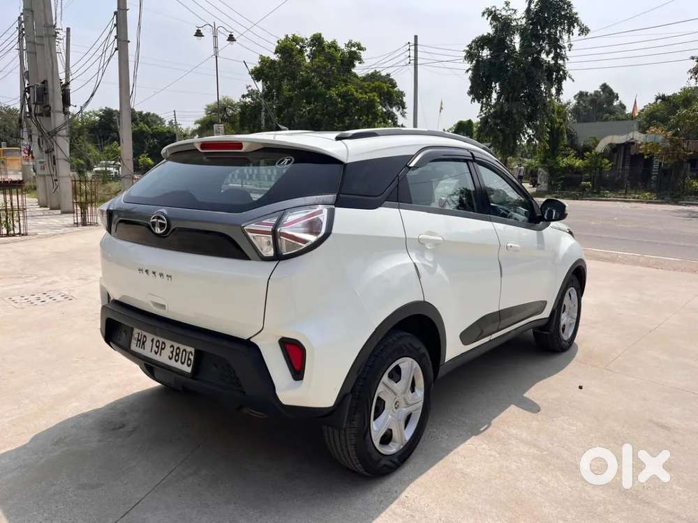 Tata Nexon 1.2 Revotron Xm, 2020, Petrol